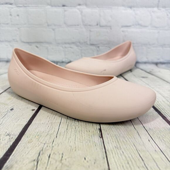 Crocs Flats Women Size 9 Pink Rose Slip On Round Toe Waterproof Ballerina Shoes - Picture 1 of 11